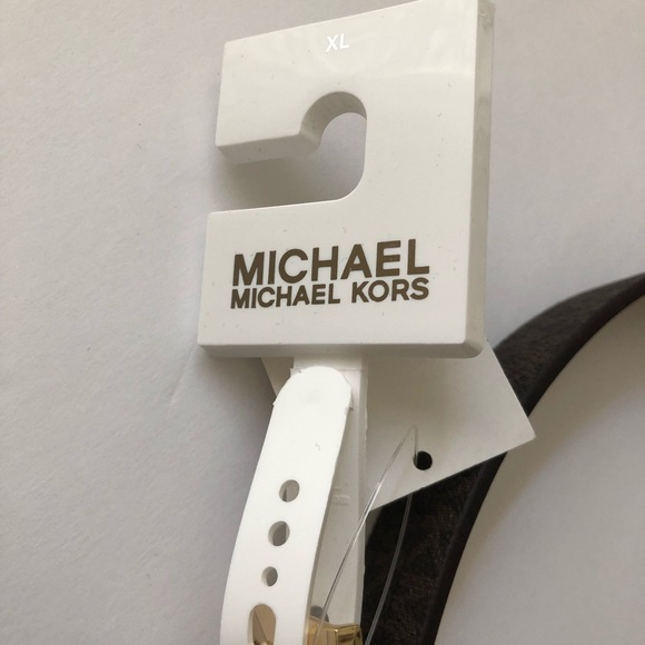 Michael Kors Leather Belt